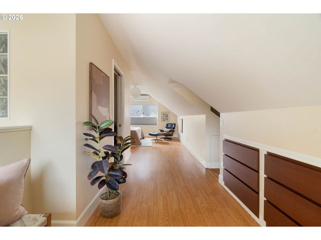 4420 Ne 78TH Ave, Portland, OR 97218