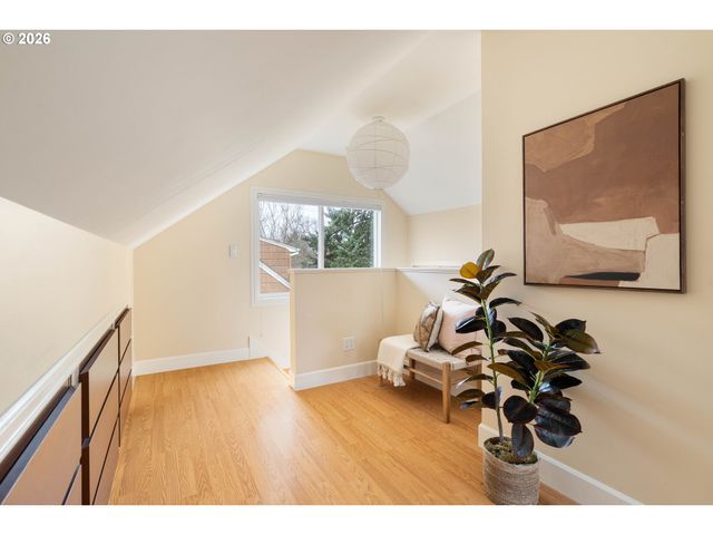 4420 Ne 78TH Ave, Portland, OR 97218