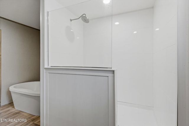 181 Pinecrest Drive, Loudon, TN 37774