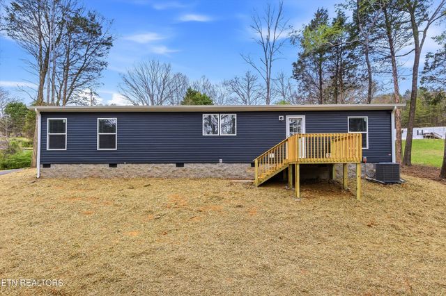 181 Pinecrest Drive, Loudon, TN 37774