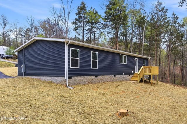 181 Pinecrest Drive, Loudon, TN 37774