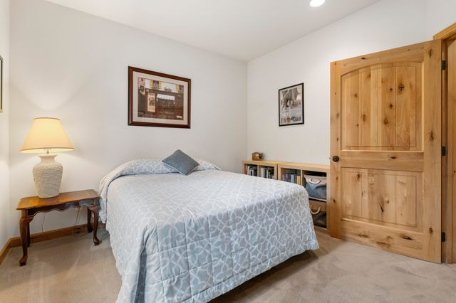 54456 Huntington Road, Bend, OR 97707