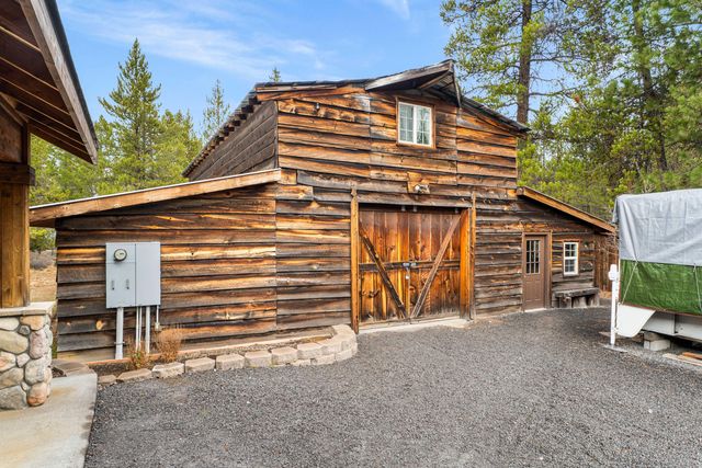 54456 Huntington Road, Bend, OR 97707