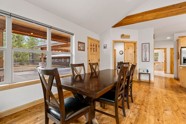 54456 Huntington Road, Bend, OR 97707