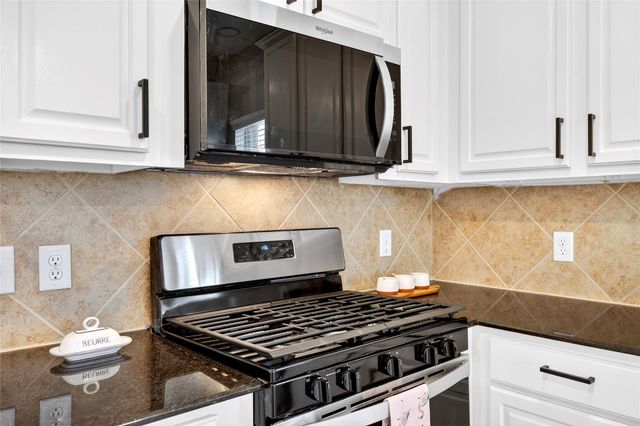 27011 Rockwood Park Lane, Cypress, TX 77433