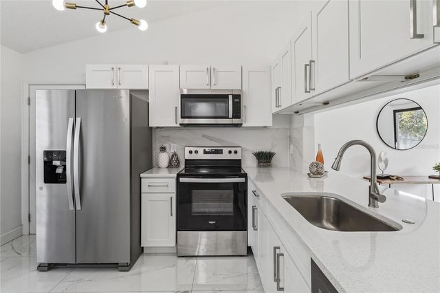 2861 DETACHED CIRCLE SE, Palm Bay, FL 32909