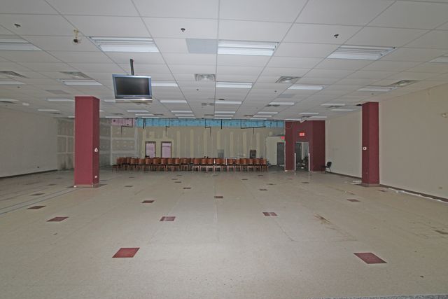 925 IL Route 22, Fox River Grove, IL 60021