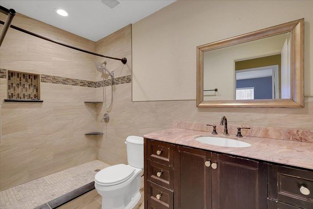 5528 Eagle View Way, Sacramento, CA 95842