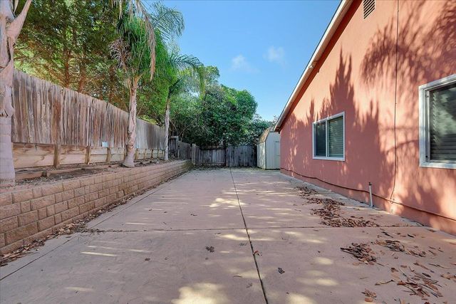 5528 Eagle View Way, Sacramento, CA 95842