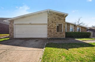 3708 Pinewood Street, Bedford, TX 76021