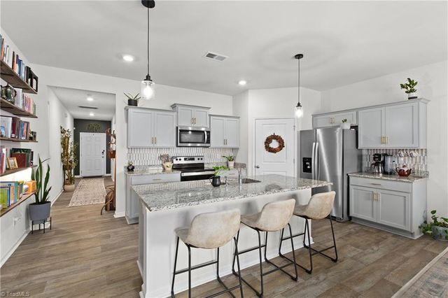 664 Towhee Trail, Lexington, NC 27295