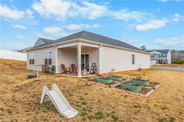 664 Towhee Trail, Lexington, NC 27295