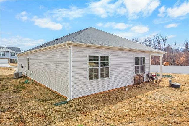 664 Towhee Trail, Lexington, NC 27295