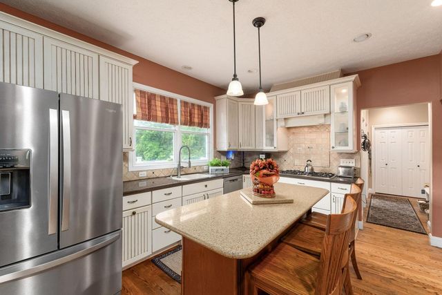 170 Rose Drive, Granville, OH 43023