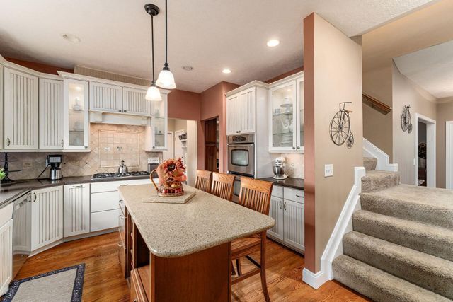 170 Rose Drive, Granville, OH 43023