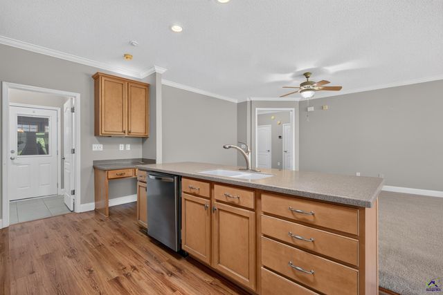 107 Fairway Oaks Drive, Perry, GA 31069