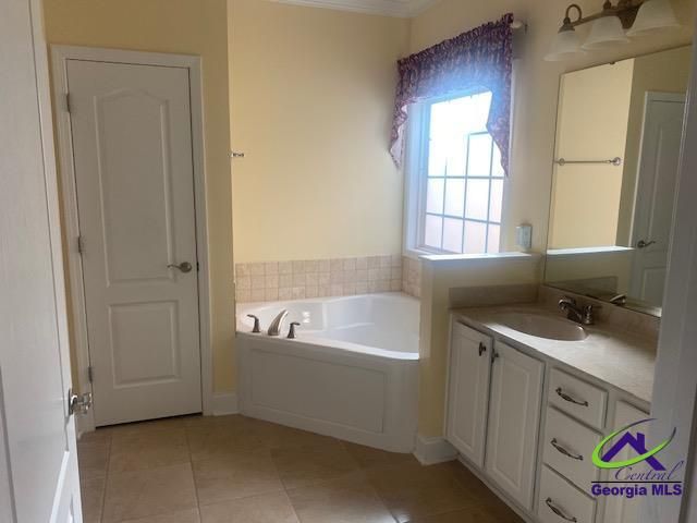 107 Fairway Oaks Drive, Perry, GA 31069