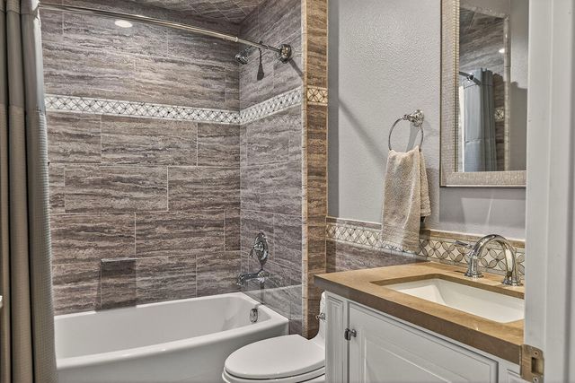 81543 Avenida Celaya, Indio, CA 92203