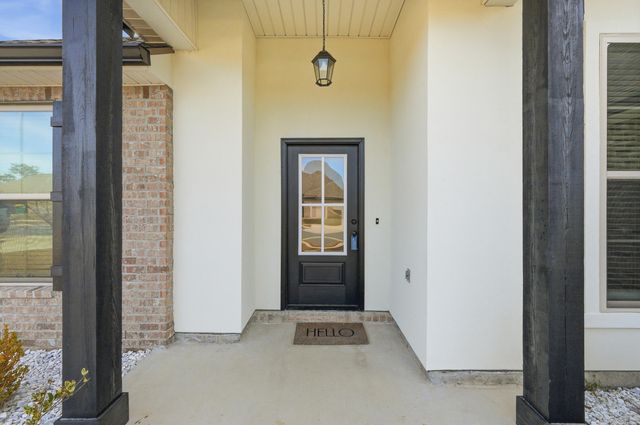 4631 Jayhawk Drive, Crestview, FL 32539