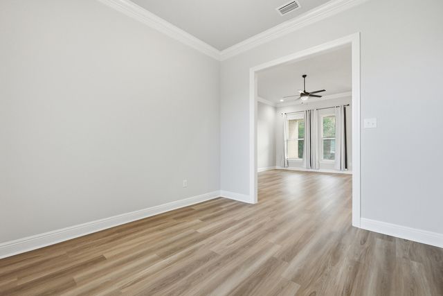 4631 Jayhawk Drive, Crestview, FL 32539