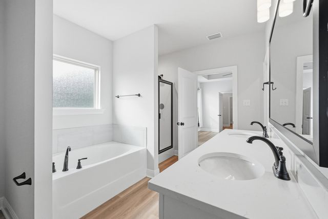 4631 Jayhawk Drive, Crestview, FL 32539