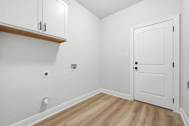 4631 Jayhawk Drive, Crestview, FL 32539