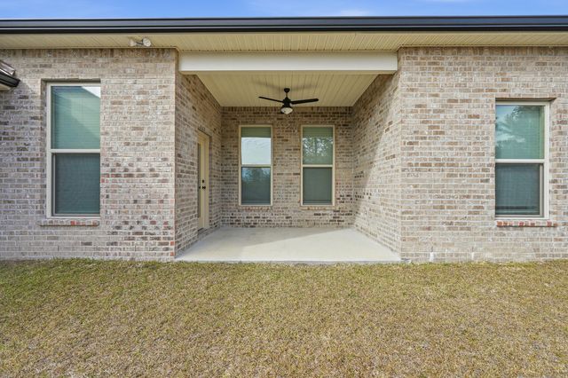 4631 Jayhawk Drive, Crestview, FL 32539