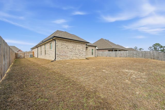 4631 Jayhawk Drive, Crestview, FL 32539