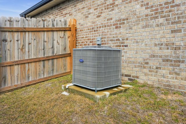 4631 Jayhawk Drive, Crestview, FL 32539