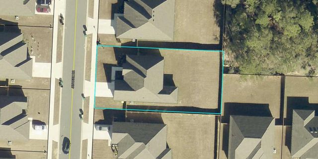 4631 Jayhawk Drive, Crestview, FL 32539