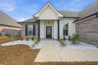 4631 Jayhawk Drive, Crestview, FL 32539