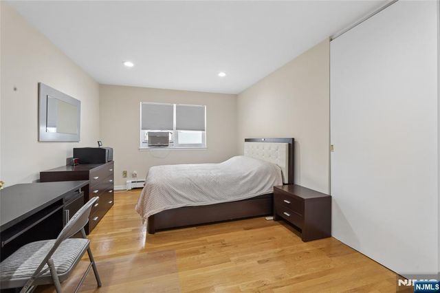 1-29 Virginia Drive 129B, Fair Lawn, NJ 07410