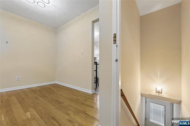 1-29 Virginia Drive 129B, Fair Lawn, NJ 07410