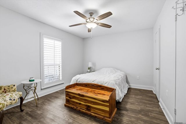 1462 W Fairview Dr, Baton Rouge, LA 70816