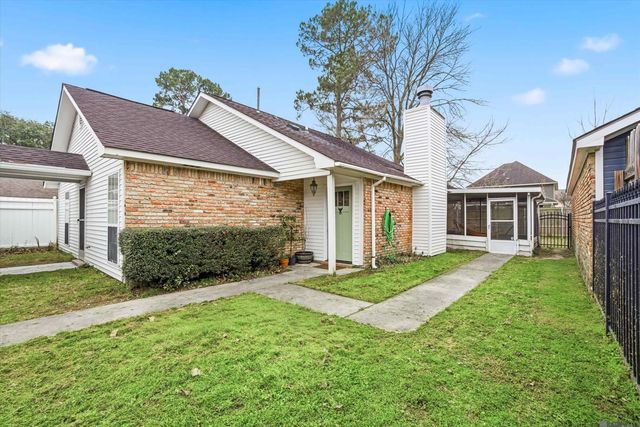 1462 W Fairview Dr, Baton Rouge, LA 70816