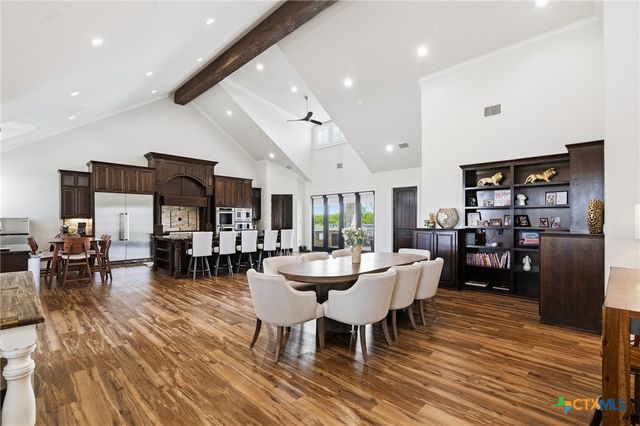 500 Sendera Loop, Victoria, TX 77904