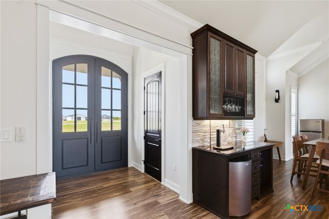 500 Sendera Loop, Victoria, TX 77904