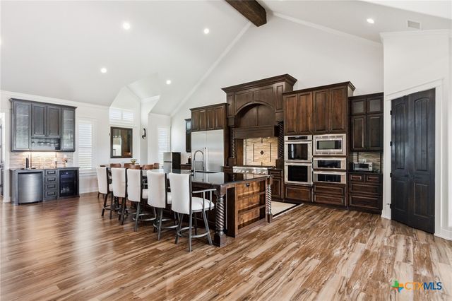 500 Sendera Loop, Victoria, TX 77904