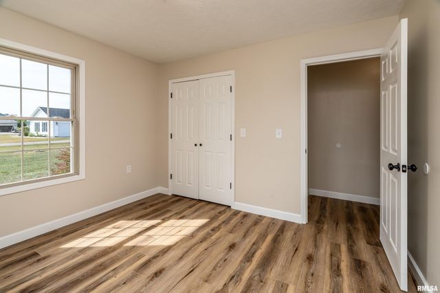 12852 Quarter Horse Road, Marion, IL 62959