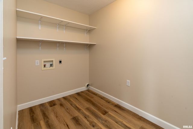 12852 Quarter Horse Road, Marion, IL 62959