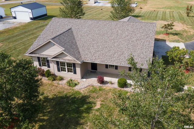 12852 Quarter Horse Road, Marion, IL 62959