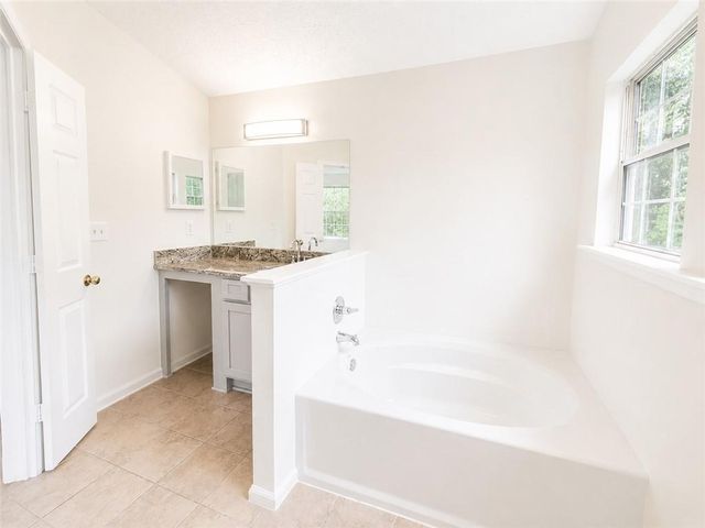 2095 Glynmoore Drive, Lawrenceville, GA 30043