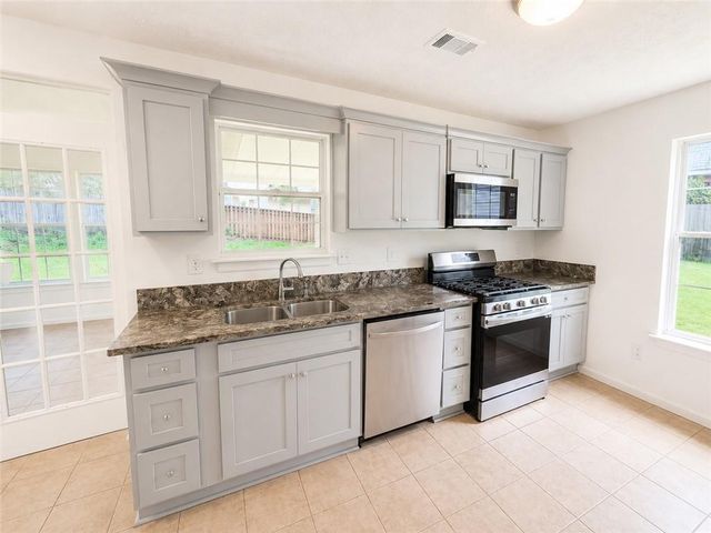 2095 Glynmoore Drive, Lawrenceville, GA 30043