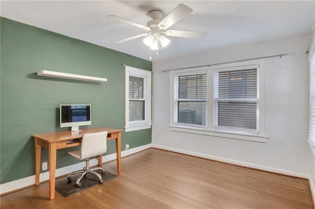 6 E 70th Terrace, Kansas City, MO 64113