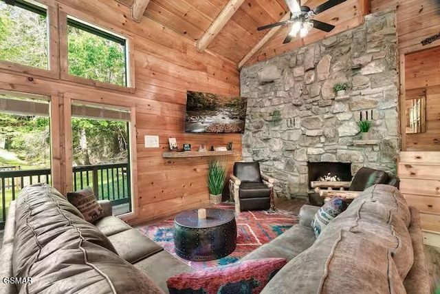 2645 Black Walnut Flats Road, Sevierville, TN 37862