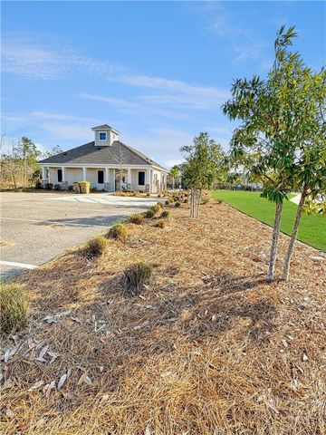 131 Hogan Drive, Richmond Hill, GA 31324