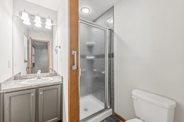 636 Dublin Dr, Andover, KS 67002