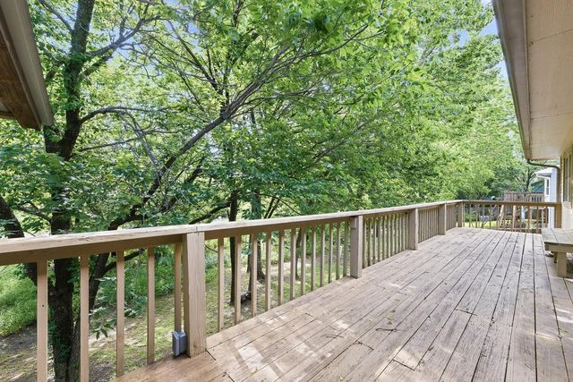 636 Dublin Dr, Andover, KS 67002