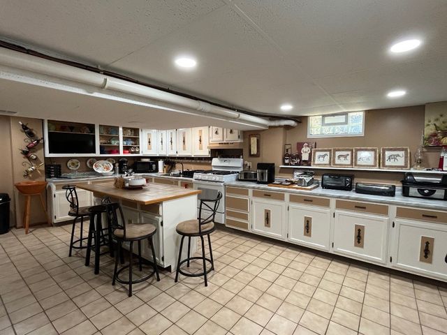 12060 SHADY Avenue, Conneaut Lake, PA 16316