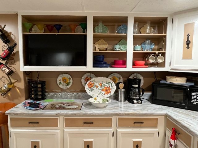 12060 SHADY Avenue, Conneaut Lake, PA 16316